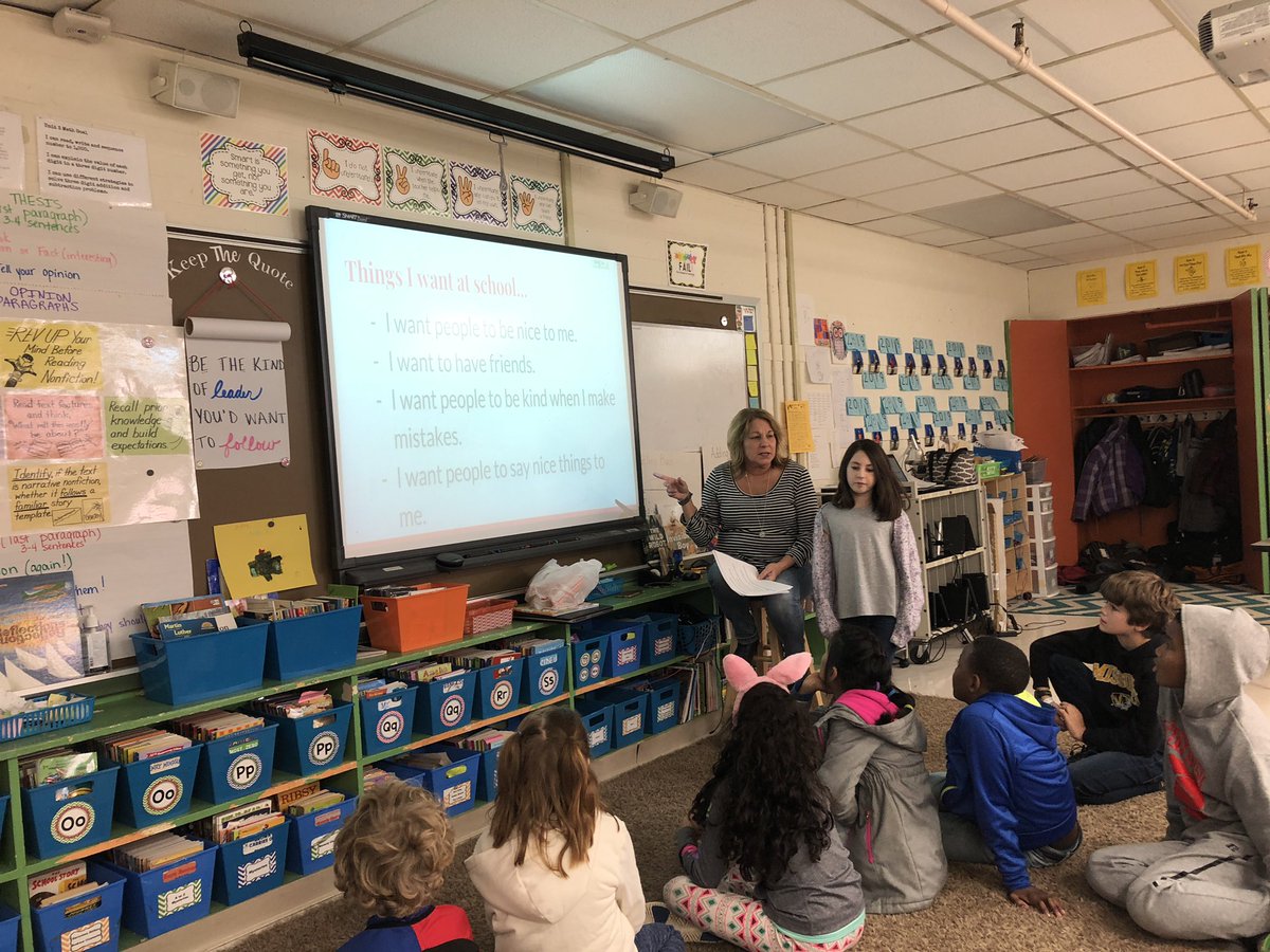 WinklerAveryWG's tweet photo. Brave third grader sharing about herself. #AverySEL @AveryOwlStars https://t.co/pf18YQAARB