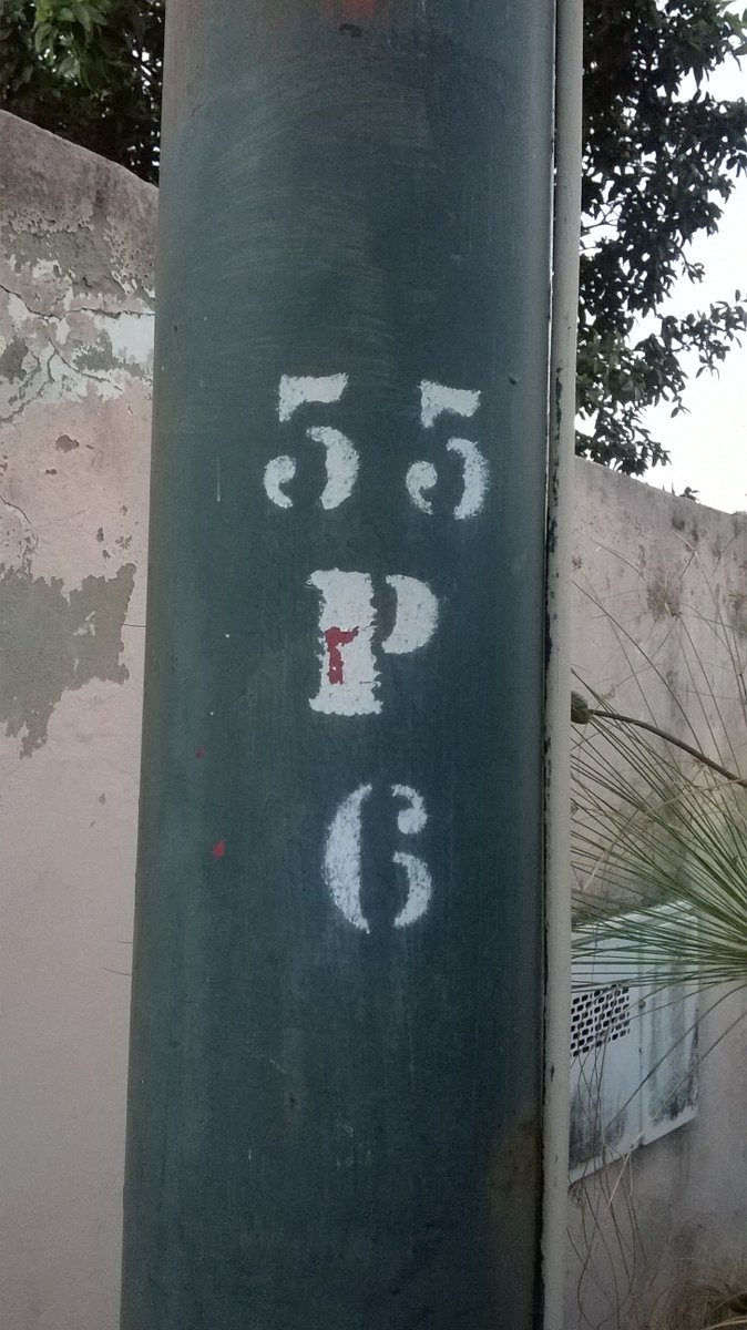 musikalex's tweet photo. @CORPOELECinfo @CORPOELECM @LMOTTAD  Poste 55P6 @karimaocountry Calle Norte 1, más de 15 dias sin funcionar. Calle principal totalmente a oscuras. Contrato 1000005250823. Requiere atención prioritaria. https://t.co/X5C7HZ0ICG