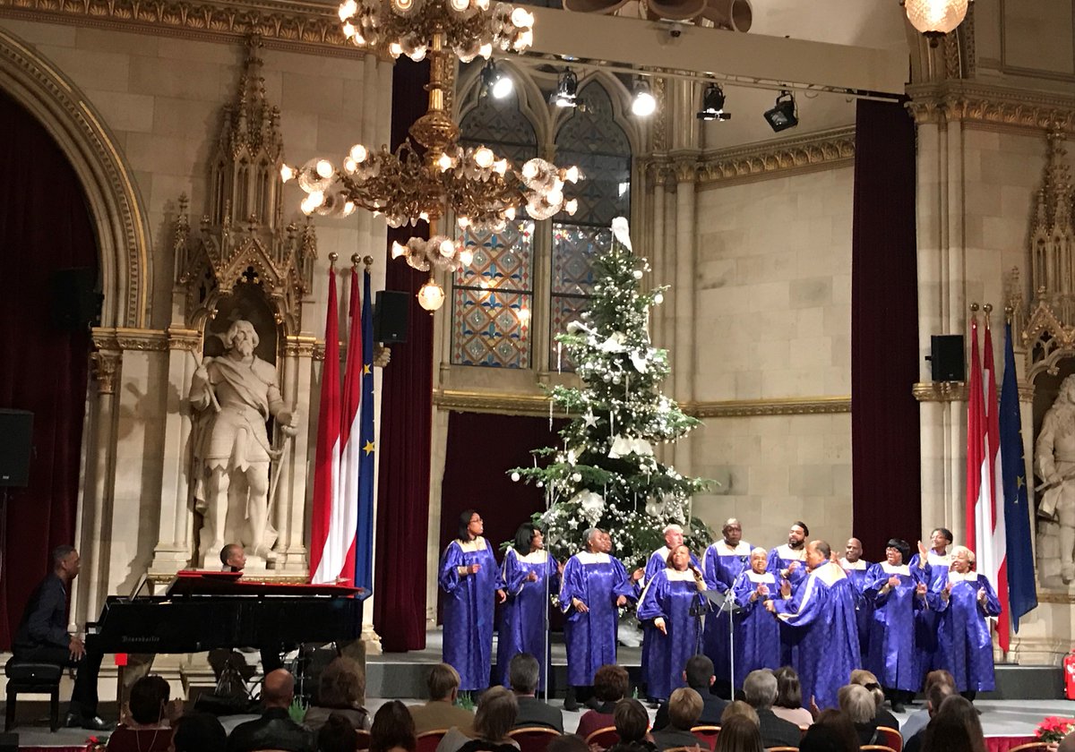 Music Contact International tweet media