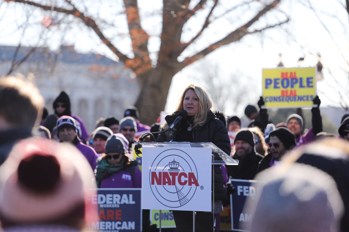 Federal workers are American workers. Today we rallied on Capitol Hill to let our elected officials know that the #shutdown is detrimental to the safety &amp; efficiency of our NAS, and to the livelihoods of those who have devoted themselves to keeping it safe and efficient.