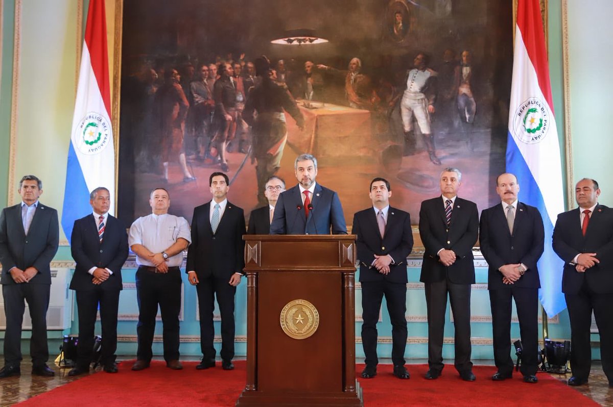 PresidenciaPy's tweet photo. El Presidente de República @MaritoAbdo comunica la decisión de romper relaciones diplomáticas con la República Bolivariana de #Venezuela https://t.co/v1lsQbeNGy
