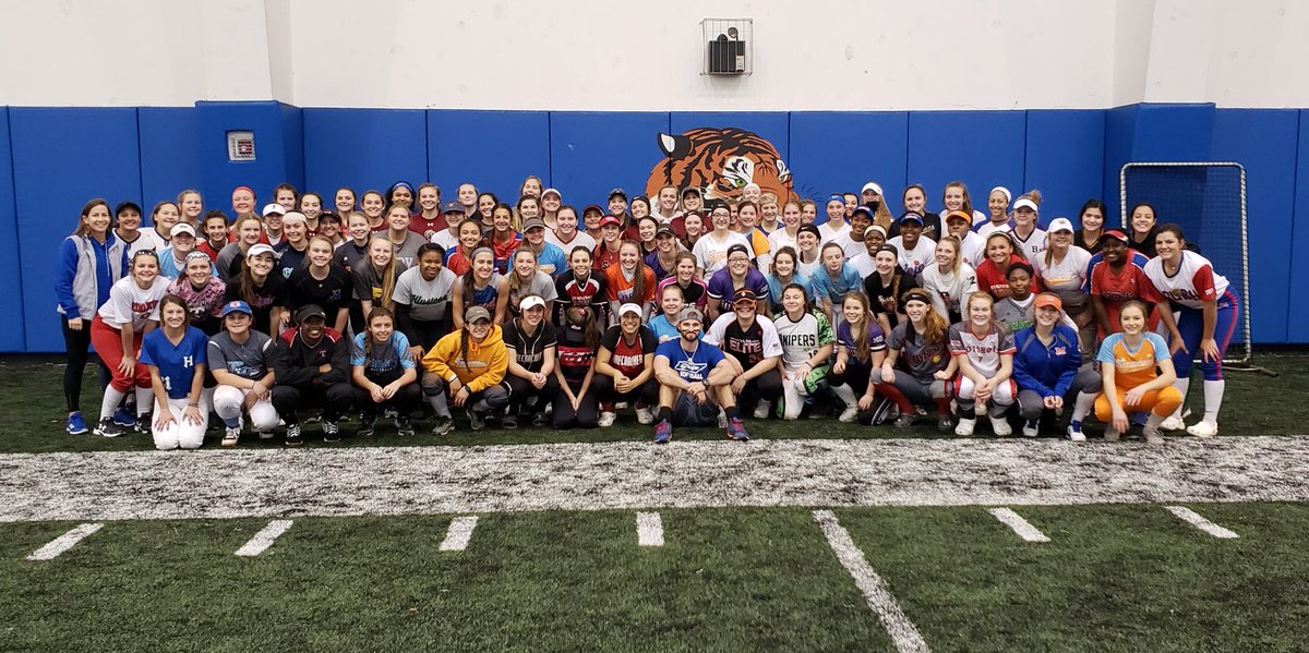 TNStateSoftball's tweet photo. Tennessee State Softball wrapped up the first of two camps this past weekend. 
Be sure to signup for the TSU Prospect Camp on Jan. 26 at https://t.co/QF4Szt4EFo 
#BigBlueRising #SoftballCamps https://t.co/1rXruhLjlL