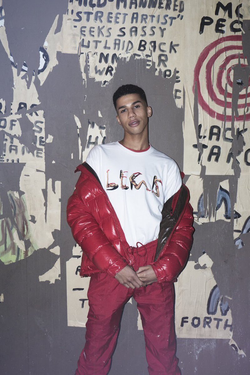 Naomi Smalls on Twitter "I am the LEG girl. Long legs now available in