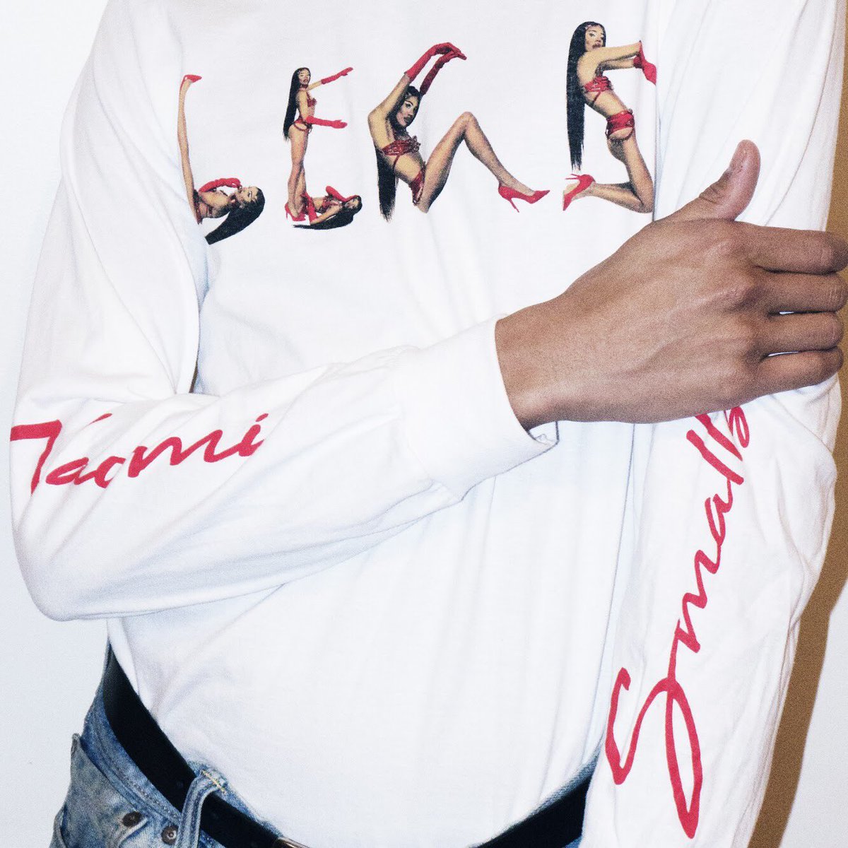 Naomi Smalls on Twitter "I am the LEG girl. Long legs now available in