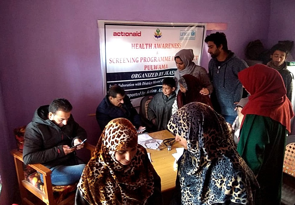 CFSKashmir's tweet photo. Health Camp Awareness and Screening Program Organized by HWOHL and JKSW in District Pulwama and District Anantnag  @ActionAidIndia @UNICEFIndia https://t.co/peRBtxuK3H
