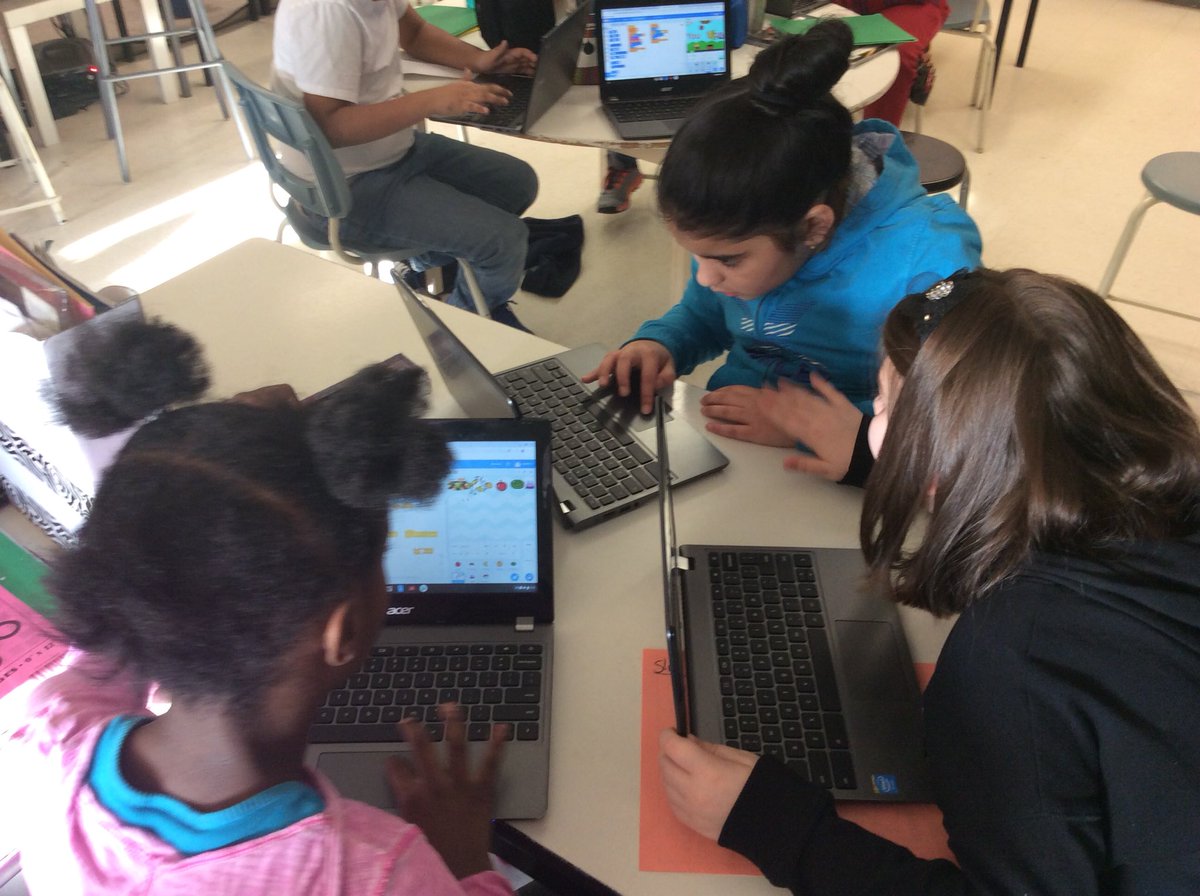 MsEarleTeacher's tweet image. Our first attempt at group #coding in @Scratch, prepping for #CodingQuest @TLPCanada #peel21st #peel21st @PeelSchools