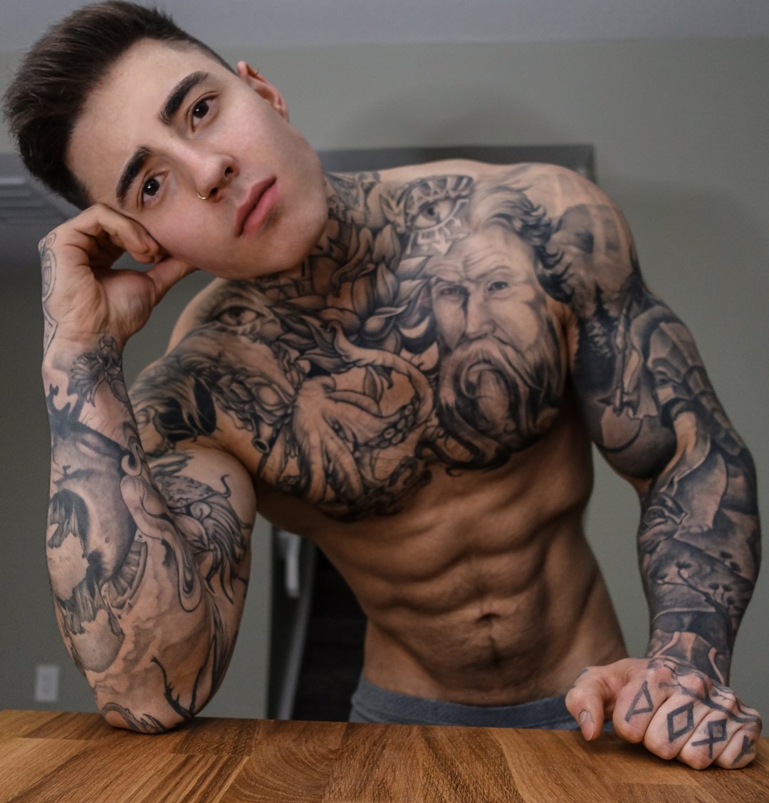 What am I thinking about? http://Onlyfans.com/Jakipz.