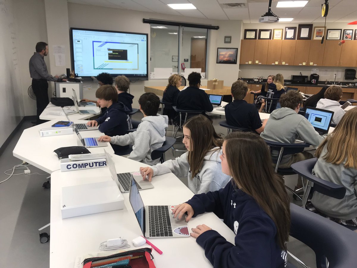 asesftw_tech's tweet photo. This is the first week of this semesterโs Middle School Computer Science Discoveries course. Students set up their digital interactive notebooks to get started! ๐ป @asesftw @codeorg #computerscience #computersciencediscoveries #teachcode #learncode #digitalinteractivenotebooks https://t.co/t8KRN9ay02