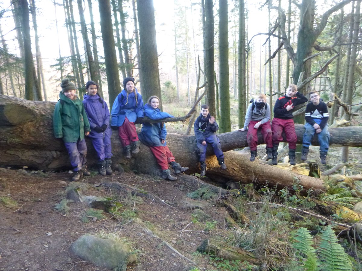 Fun and #Adventure on Conic Hill! @StGeorgesG52 #OneFootInTheHighlandsOneFootInTheLowlands @BlairvadachOEC