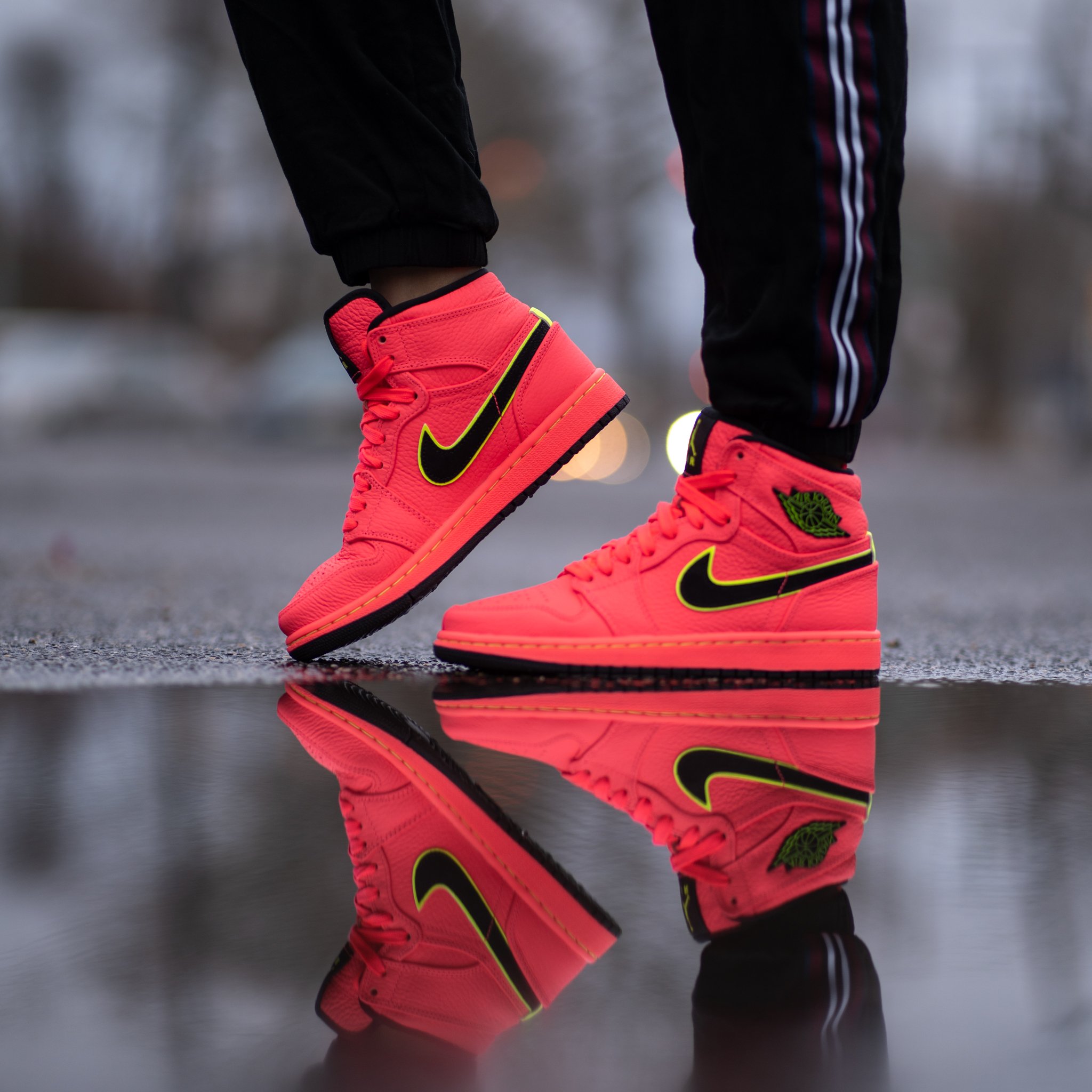Air jordan wmns 1 retro best sale prem