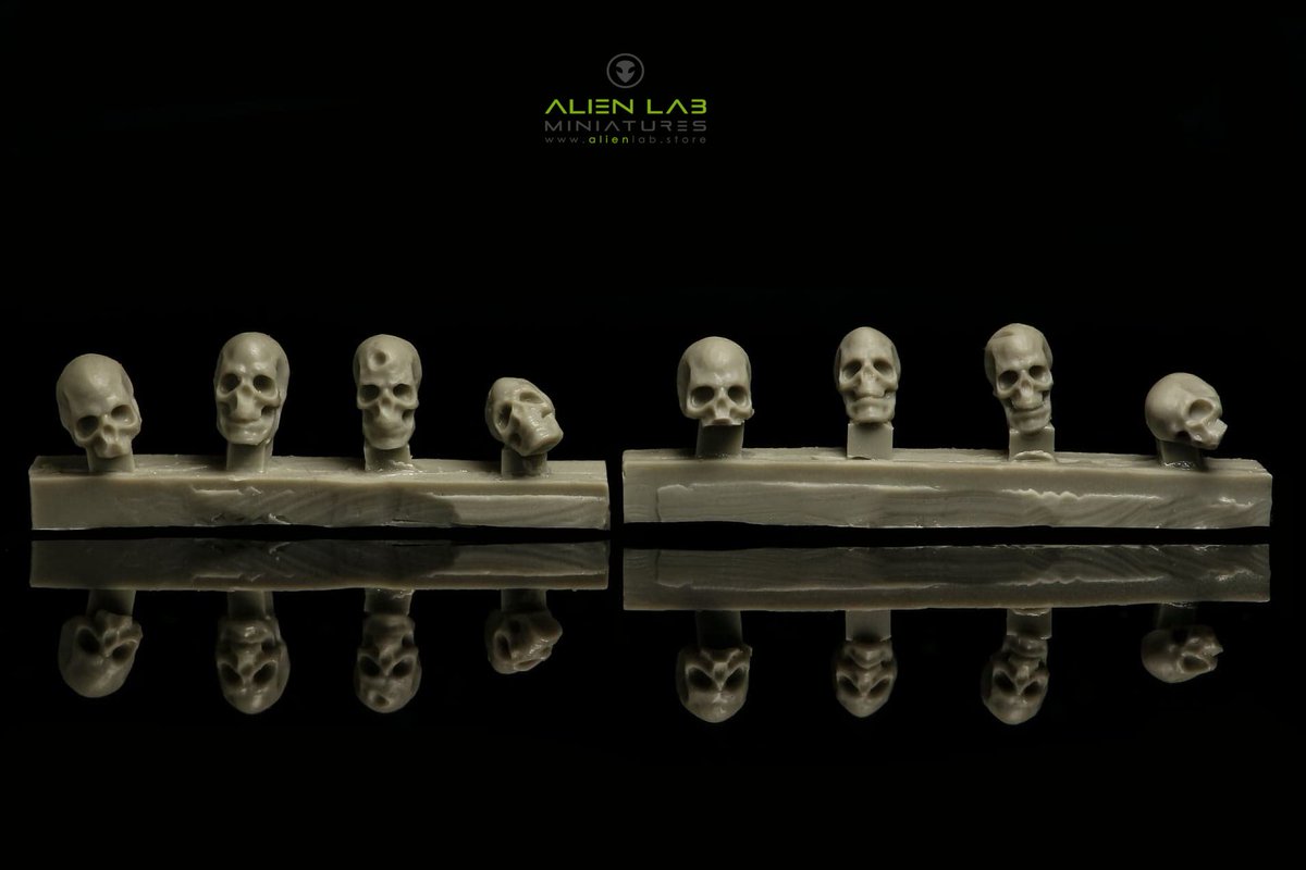 JacekSwinoga84's tweet photo. The New Year began very diligently. I present you my new product - skulls. Special offer - a new product with a small discount.
#alienlab #alienlabcreator #wargames #wargaming #tabletopgames #warhammer40k #40k #miniaturepainting #warhammer #commissionpainting #gamesworkshop https://t.co/2lmPYs3VAR
