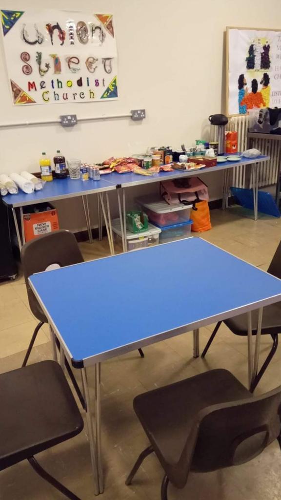 Rabi_Atiti's tweet photo. Registration for a bed for the night at the Winter Shelter is open Monday to Friday from 3:30 - 5:30pm at Methodist Church Union Street (entrance via Union Street). We have tea, coffee, snacks, warm clothing, pot noddles 🍜 and lively conversation #CommunityLove #NoToIsolation https://t.co/PG4qKbrinK
