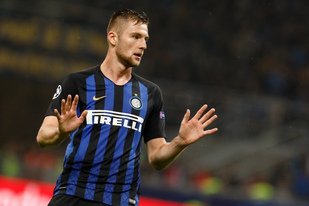 ENBASS_'s tweet photo. Manchester United target Skriniar slams transfer speculation in foul-mouthed rant https://t.co/4L1bM31sRm https://t.co/dRQum8dE66