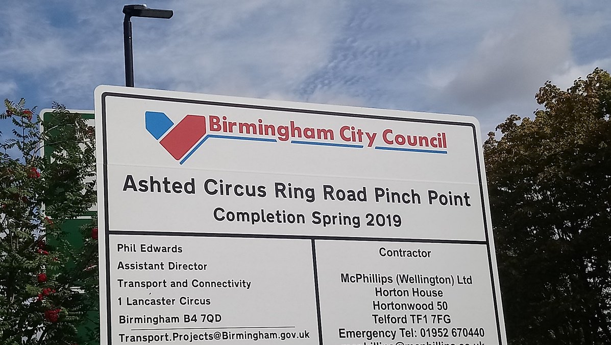 BhamCityCouncil's tweet photo. Re-surfacing works are underway around #Ashted Circus (A4540 Ring Road) overnight (from 8pm-6am, Mon-Fri) with closures required on all approaches to the junction. Signed diversion routes will be in place. #Duddeston #Aston #Digbeth #Eastside #Birmingham
@bhamconnected https://t.co/sD18Llo6hK