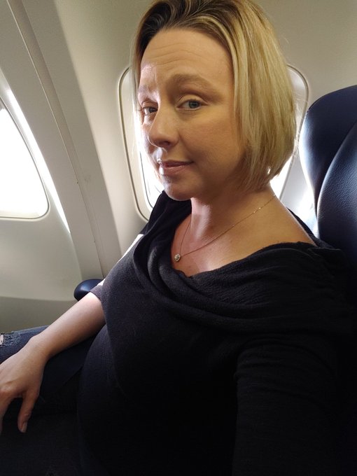 Off to chilly Indy...brrr❄ https://t.co/lZ8wrjHneU<a href="/tag/momcomesfirst"class="tags"><span>#momcomesfirst</span></a>