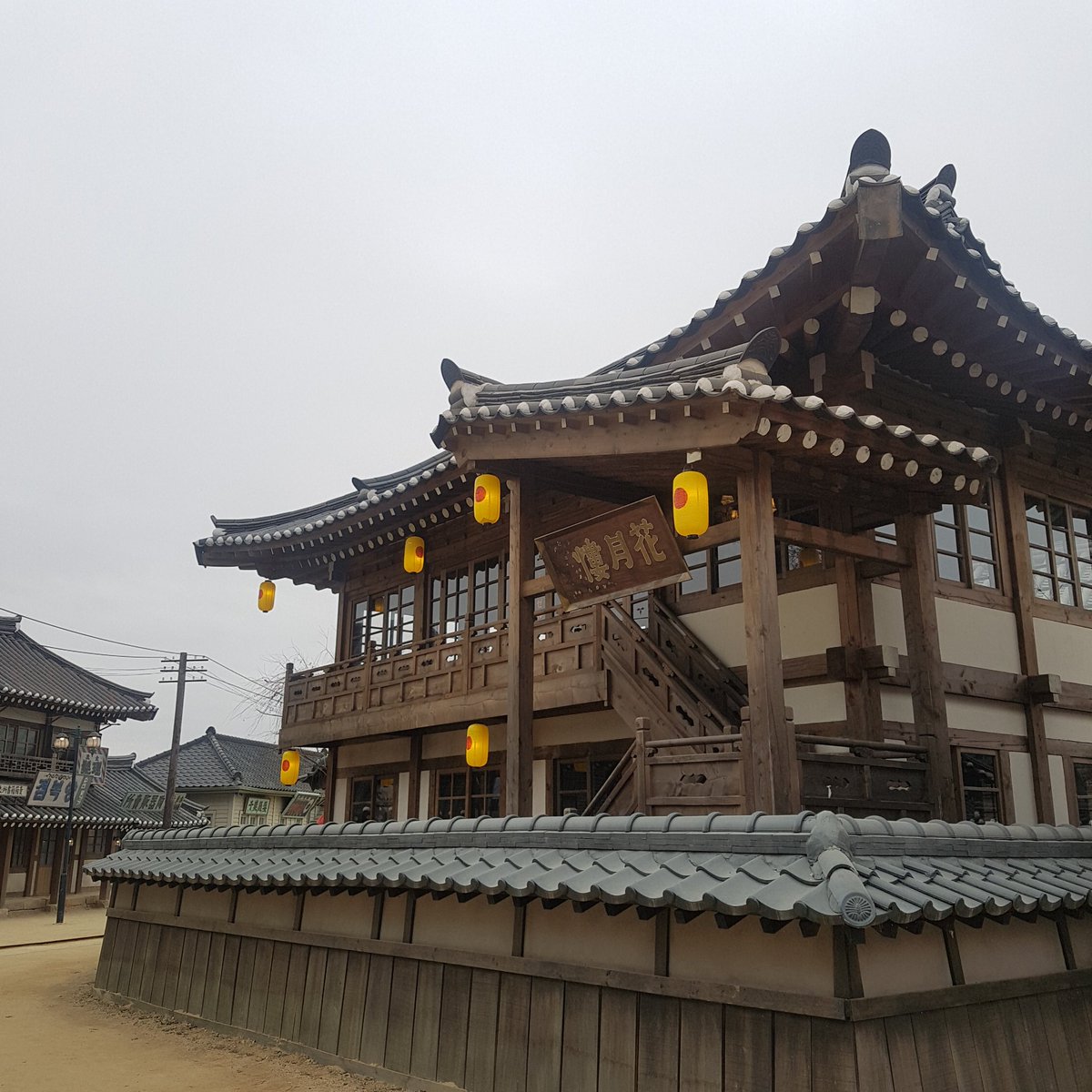 9dmjoa's tweet photo. 화월루야 반가웟서... https://t.co/sp5eyitO0C