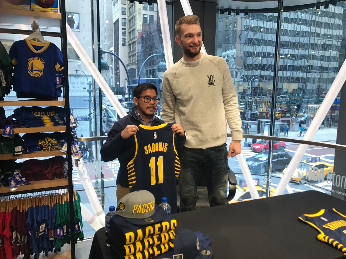 nba store pacers