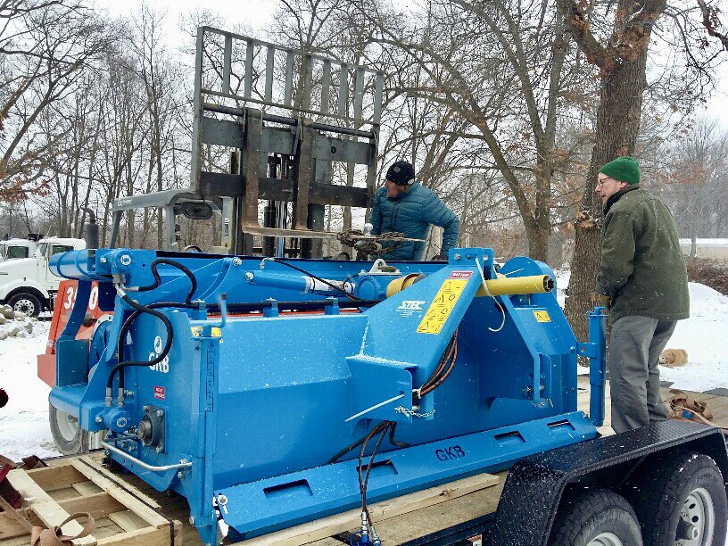 cliffwstewart's tweet photo. Turf Services in Michigan told me they had spring fever, so @jimmywalker4x paid them a visit yesterday. @Gkbmachines Combinator 240 Hybrid with Chisel Teeth. @STECEquip @FieldExperts 
@Gkbmachinesltd service with a smile! https://t.co/619XTDGioC