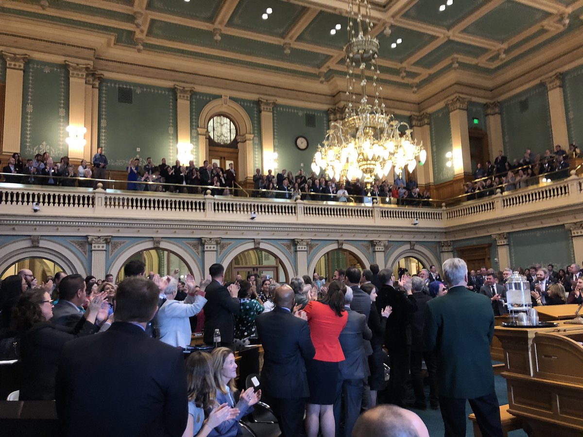 COSenDem's tweet photo. Massive standing ovation for the historic number of women serving in the #coleg! #COforALL https://t.co/mZIpptHOW7
