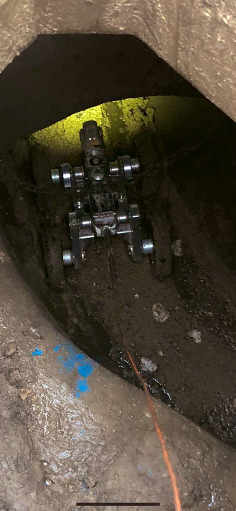 DrainageAb's tweet photo. 2nd Day on site carrying out Tanker/CCTV Crawler works to inspect condition of the main-Lines. #Leeds #Tanker #Crawler #CCTV #EarlyMorningStarts https://t.co/kb6JdTLriu