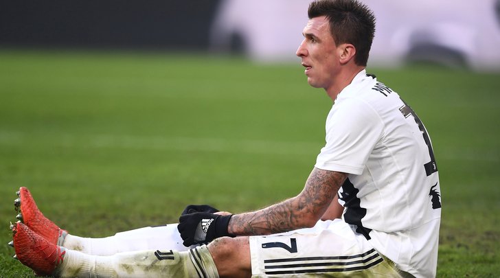 🇮🇹 #Juventus, problema ai #flessori per #Mandzukic: #Supercoppa a rischio ➡️ https://bit.ly/2VLAssL
🇬🇧 #MarioMandzukic suffers #thigh #injury ➡️ https://bit.ly/2FkMUe2
#MM17 #Marione #LOnnipotente #JuveMilan #SupercoppaItaliana