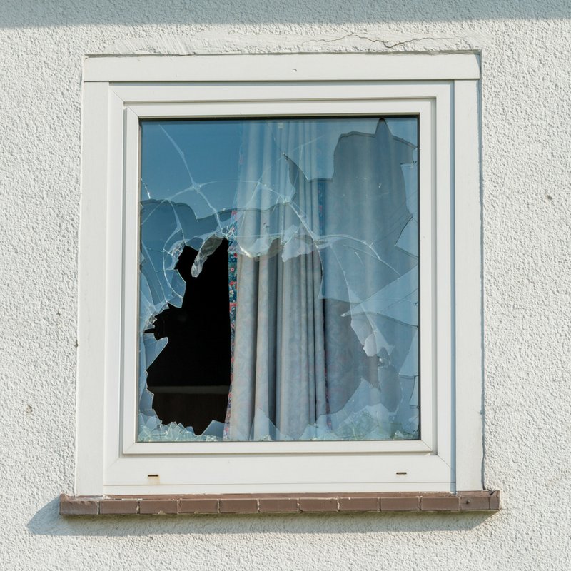IMPACT RESISTANT GLASS: most often associated with hurricane protection against glass breakage, due to flying debris. There are actually many reasons to have this popular glass!
• Call for your complimentary in-home quote. 
850-432-0865

#impactratedglass #replacementwindows