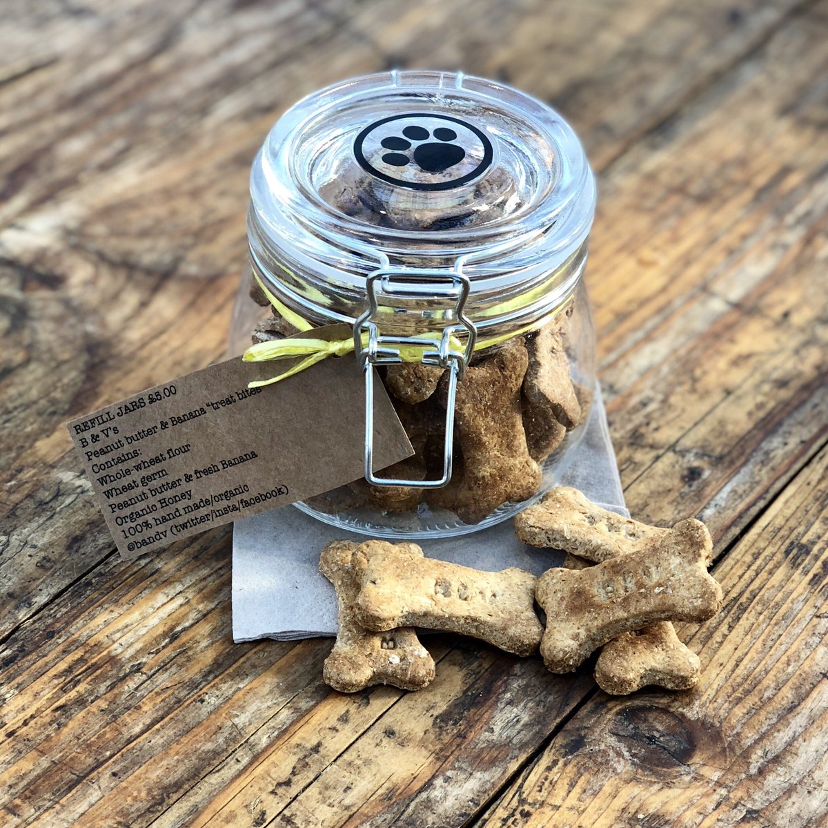Refill anyone? In an attempt to cut down on waste, we’re offering our #handbaked #dogtreats in a glass refillable jar, all you do then is let us know when your ready for a top-up!! 9-4pm at the fabulous &amp; #dogfriendly <a href="/altymarket/">Altrincham Market</a> every Fri, Sat, Sun, Tues, Thurs 🐾