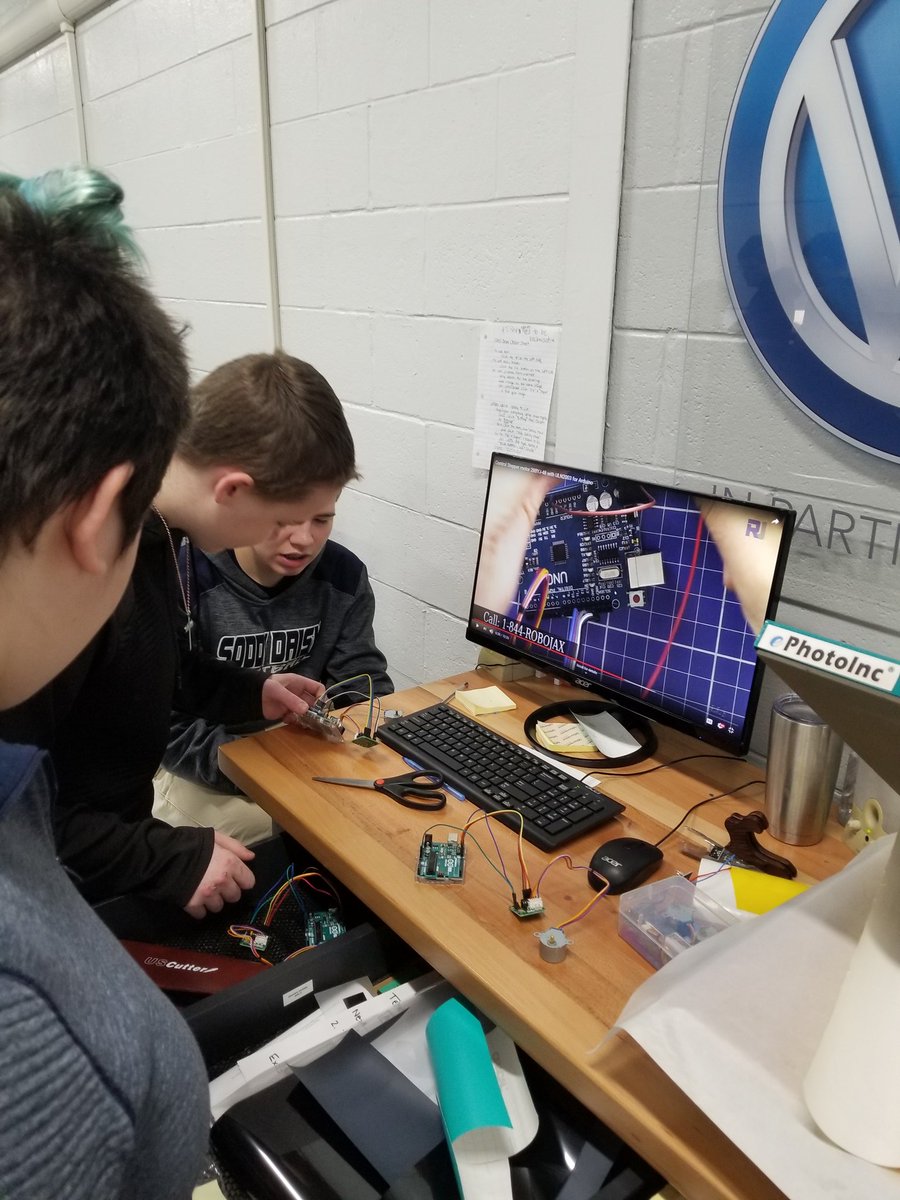SDMS_VWeLab's tweet image. Creating our digitally fabricated industrial revolution inventions in social studies! Working models are so rewarding. 
Students using all the tools in the lab with just one project can be so amazing to watch unfold. 
#arduino
#dremellaser
#3Dprinting 
@VWeLabs