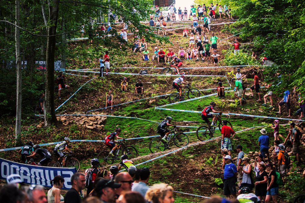 uci dh mont sainte anne
