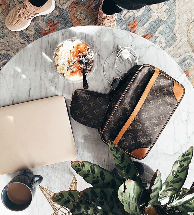 Work from home basics! 💻☕️ Flash 12% off with with code WORK, valid today only! #louisvuitton #breakfast #thursday bit.ly/2FnirMe