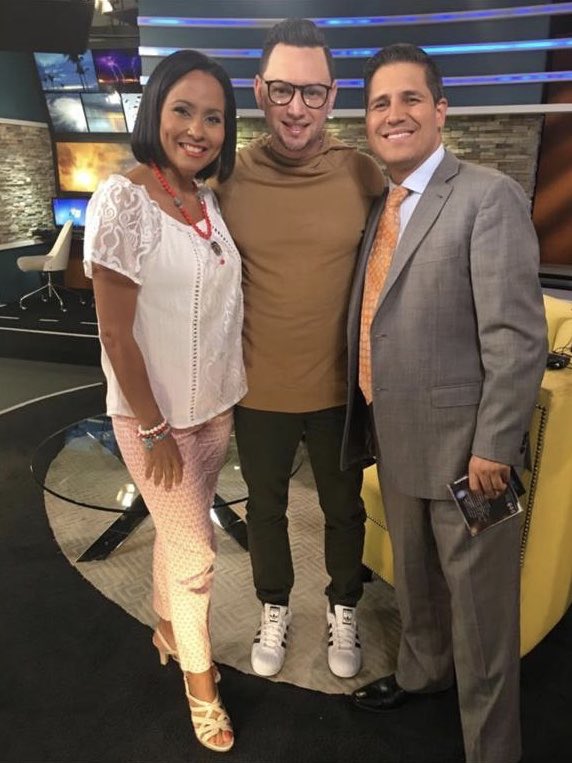 WillitoOtero's tweet photo. #TBT Recordando una visita a @NoticentroWAPA donde tuve el placer de conocer a nuestra #KeyllaHernandez junto a @normandoh #willitootero https://t.co/GtQT2yoCMD