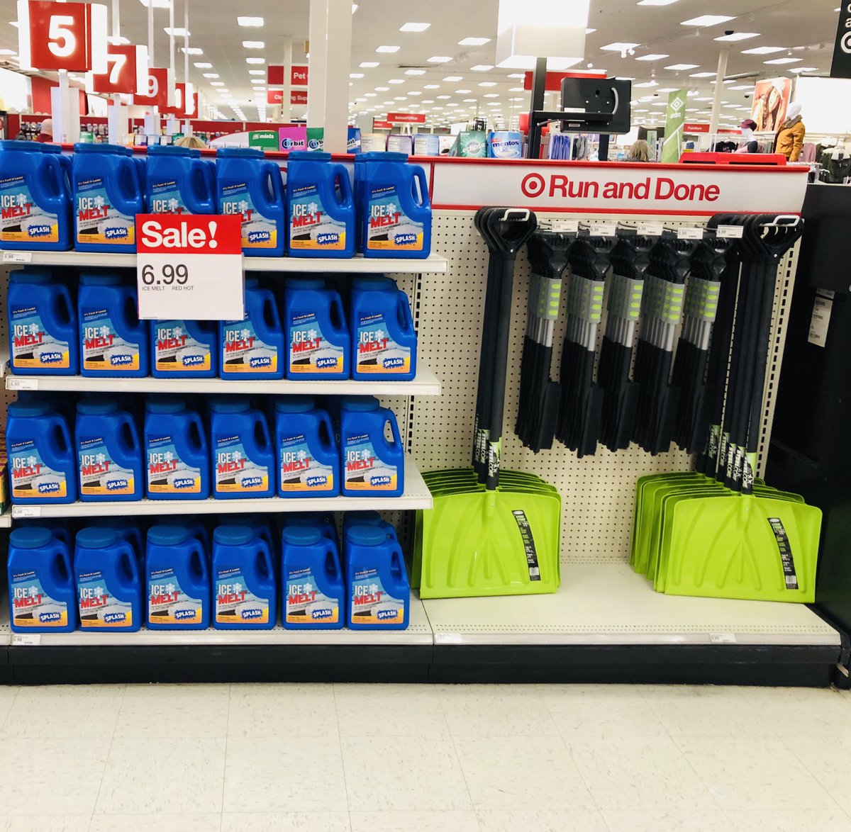 It’s been a busy day at #1279. But when the weather man says ❄️ is on the way, count on #1279 to save the day! #wegotyoucovered <a href="/Lrod721/">Lauren Rodriguez</a> <a href="/Nickiaj07/">Nicki Anne</a> <a href="/sarahita77/">Sarah Schneider</a> <a href="/dhughley1/">Donald Hughley</a> <a href="/kolbcourtney/">Courtney Woodruff</a> <a href="/Targettadd1/">Targettadd</a>