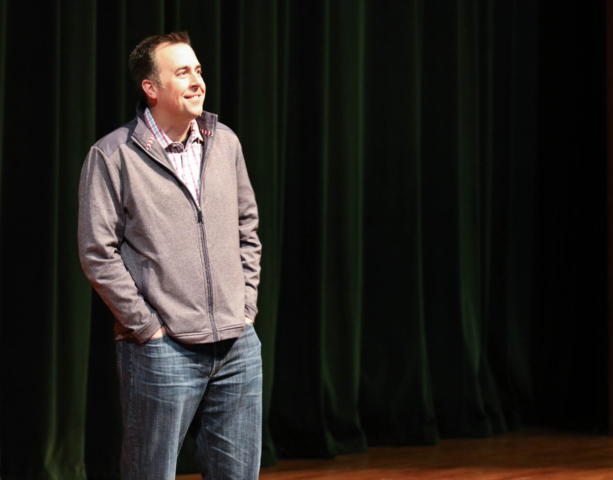 EagleHillSchool's tweet image. @coreyciocchetti spoke to #EagleHillSchool students on Authentic Success and Living an Ethical Life. He asked our students to do three things every day: think, feel, and laugh.  Great fun! #boardingshool #LDEducation #LearningDiversity #boardingschoollife #boardingschool #Inspire