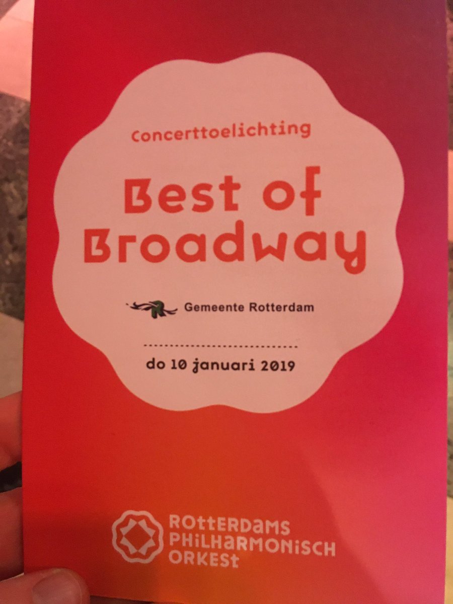 Antoinettelaan's tweet photo. Het nieuwjaarsconcert van @rdamphil en gemeente @rotterdam Speech v bgm Aboutaleb en @GeorgeRPhO #ook010 https://t.co/boGP3ijgXg