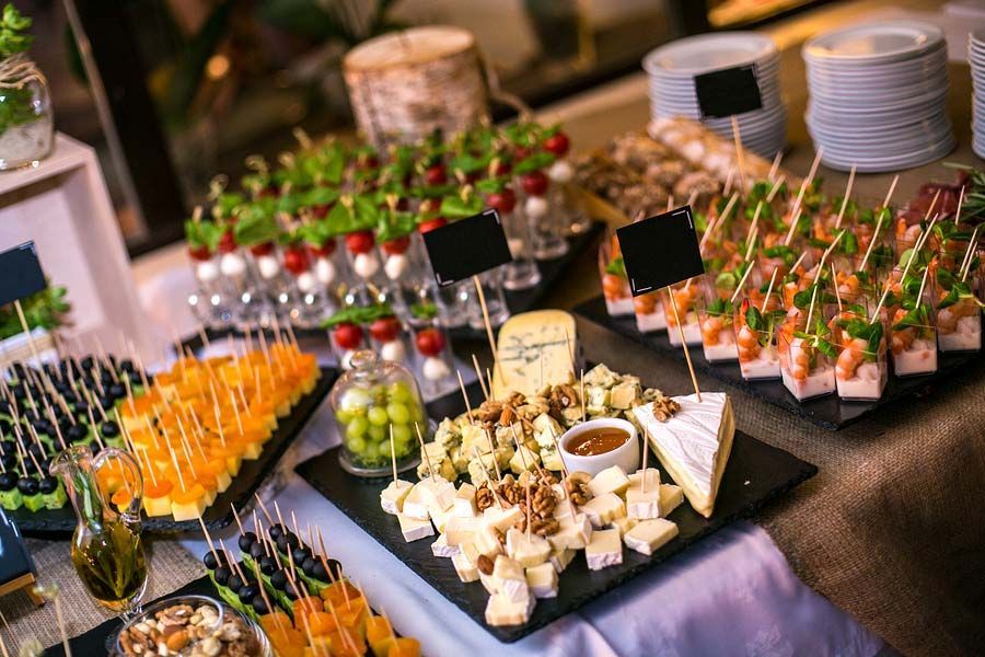 VillaRagusa's tweet photo. Meeting the needs of your banquet guests can make all the difference for a successful event. We'll help you think through options and easily care for the special dietary needs of your guests https://t.co/P2ExAoBplm
#dietarychoices #banquet #eventmenu https://t.co/x5cgPllmpl