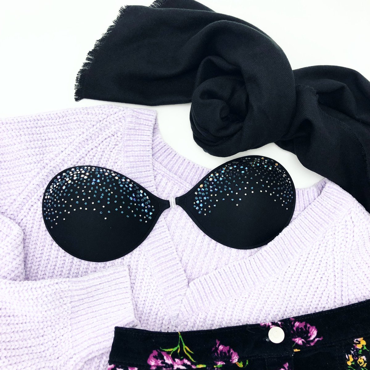 nubrausa's tweet photo. Keep your sweaters comfortable + cozy with #NuBra! Ditch the straps and bands: shop @ https://t.co/kn4Vw3dvkR! 💜 #NuBraUS #StickyBra https://t.co/3XACOWuqKD