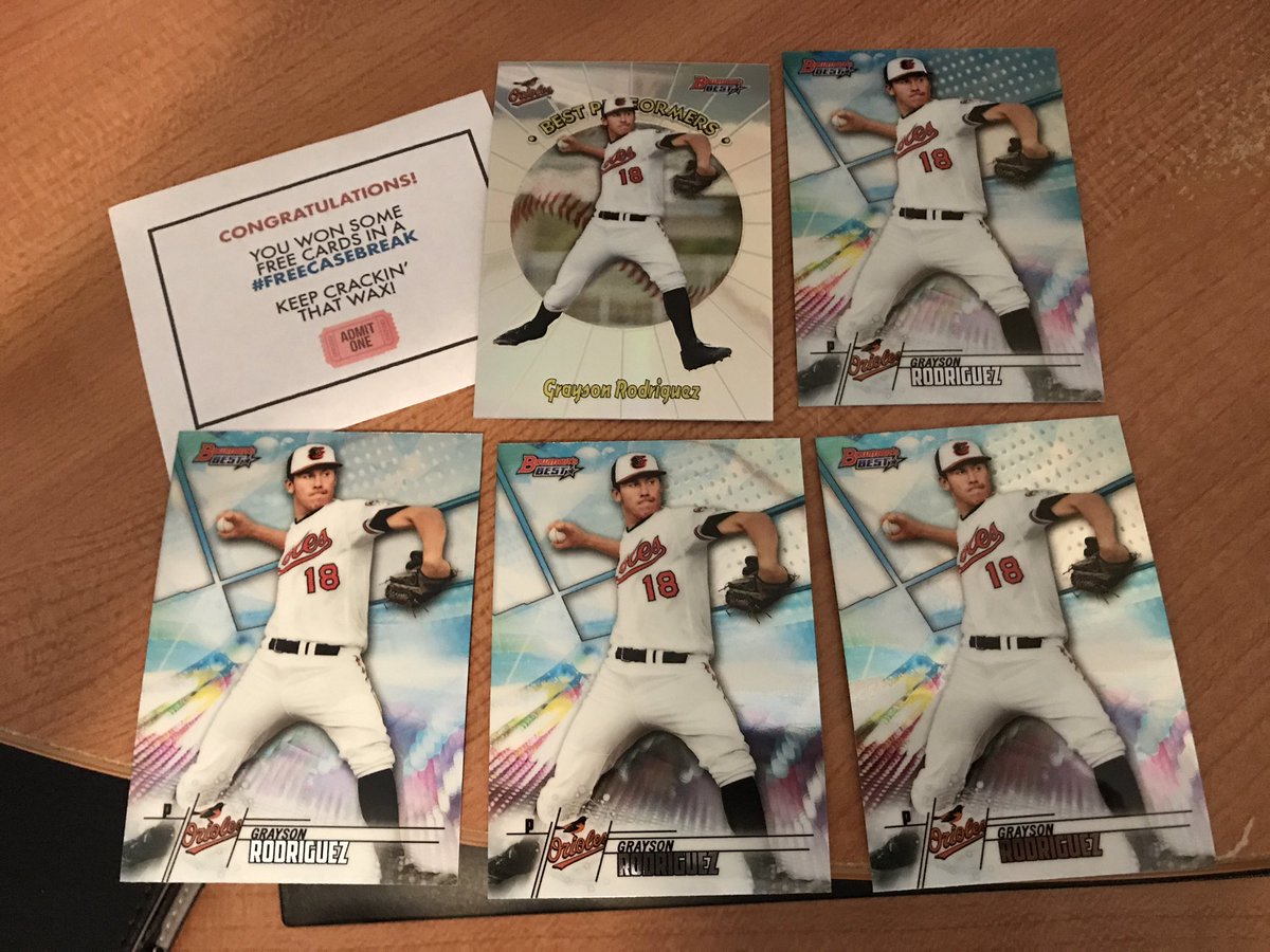 alexoey's tweet photo. Thanks @CrackinWax for having me as part of the 10th anniversary break. I look forward to another 10 years and more of breaking with you and @LiteralQuirk #freecasebreak #CrackinWaxMailDay https://t.co/MSiGBeKIls