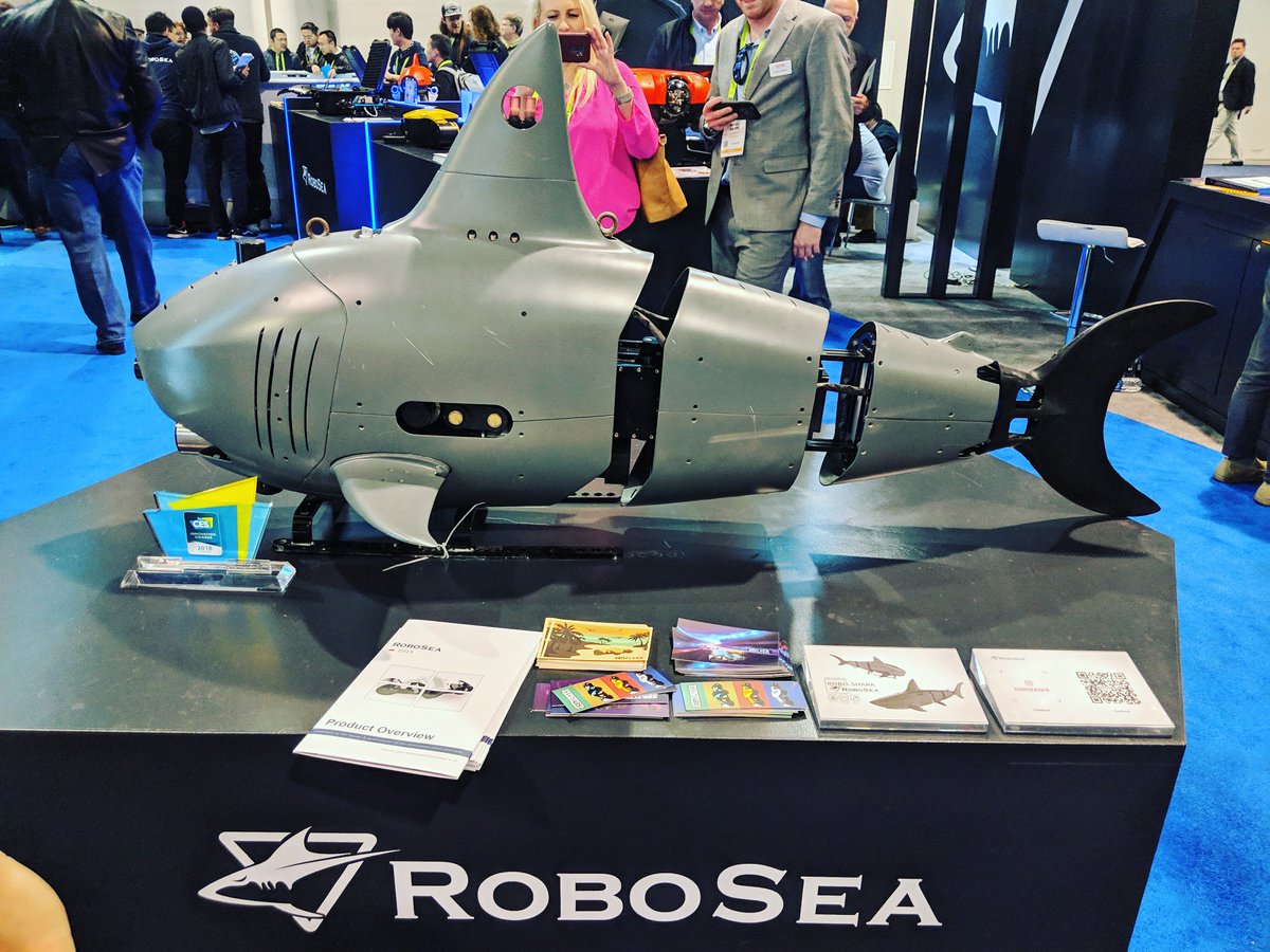 lukeslytalker's tweet photo. Shark Drone #robosea #CES2019 https://t.co/Un8Pbi9oJq