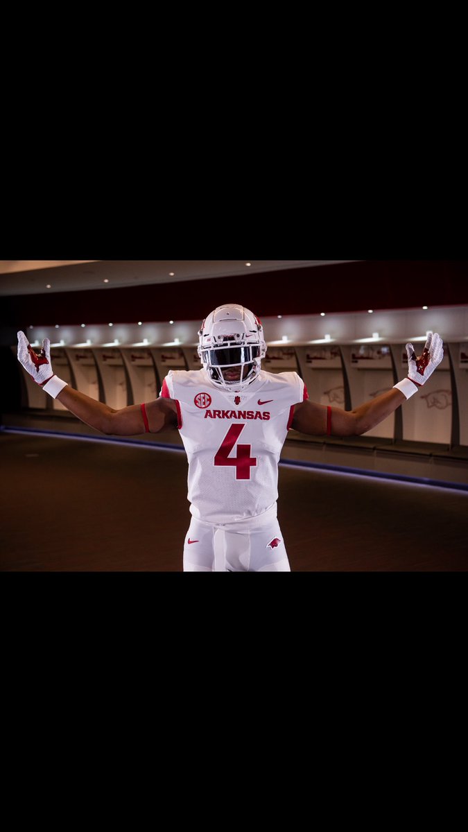 Lakia_henry_4's tweet image. The University Of Arkansas 🐗