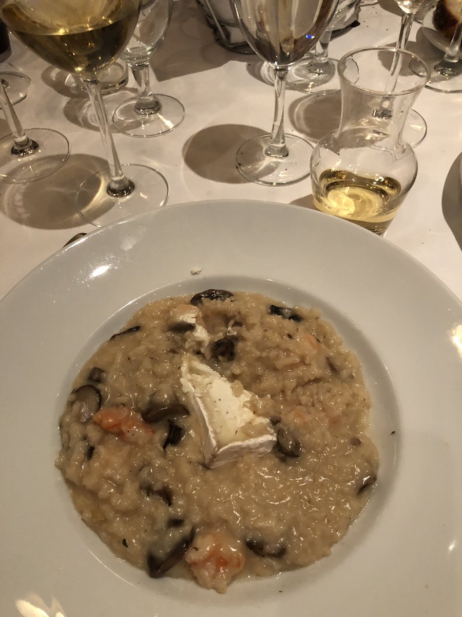 christa42's tweet photo. Shrimp risotto with mushroom, goat cheese &amp; truffle oil,  #heaven  #foodie #cippolinis #lucky https://t.co/oU8Yi6jmJw