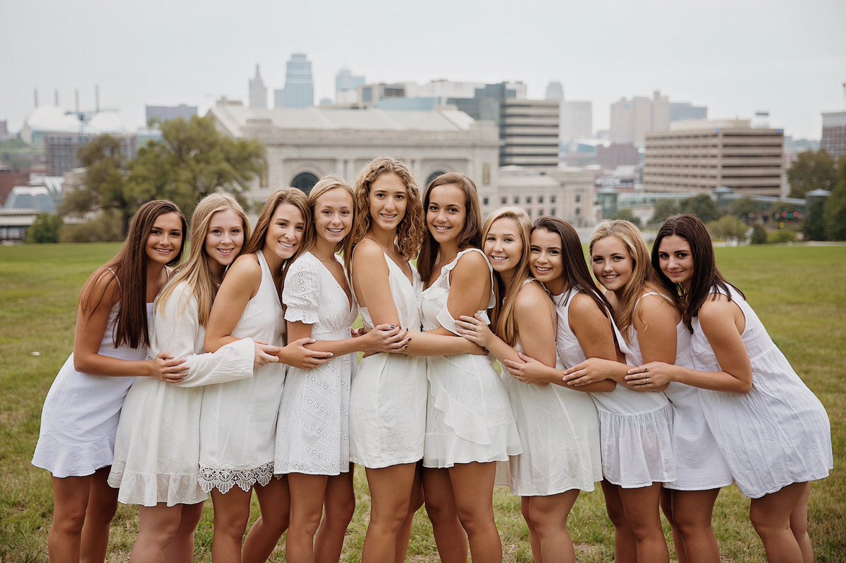 SENIOR NIGHT TOMORROW! Come support these lovely ladies during the boys varsity basketball game at 5:30💙🌟