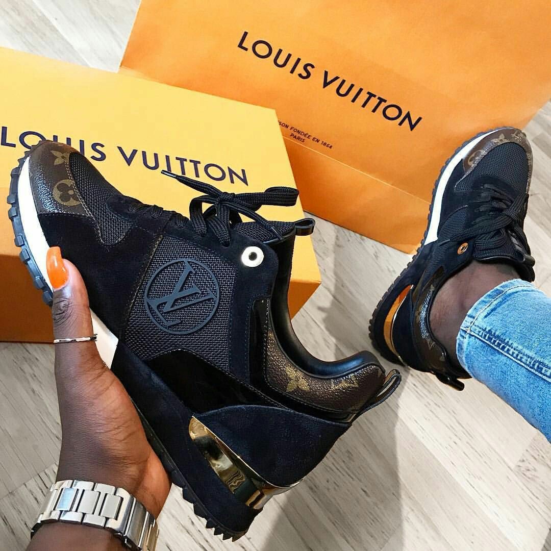 ALBERTO on Twitter: "LOUIS VUITTON Paris Shoes Nairobi Price 4500ksh Call Size :37-40 Few left https://t.co/DAQ4cPixem" / Twitter