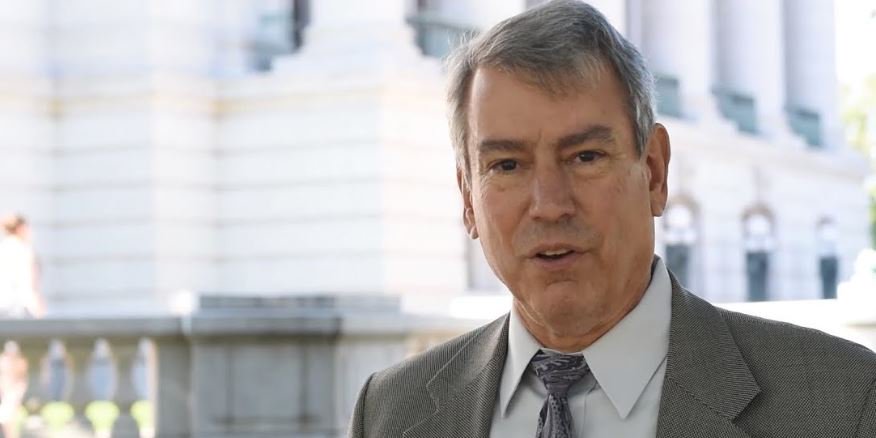 WEDCNews's tweet image. Tom Still of the @WiscTechCouncil peers into his crystal ball and makes some poignant predictions on what 2019 holds for Wisconsin's economy. 
Via @LaCrosseTribune
@TStillWTC 
bit.ly/2REcz7c #witrep