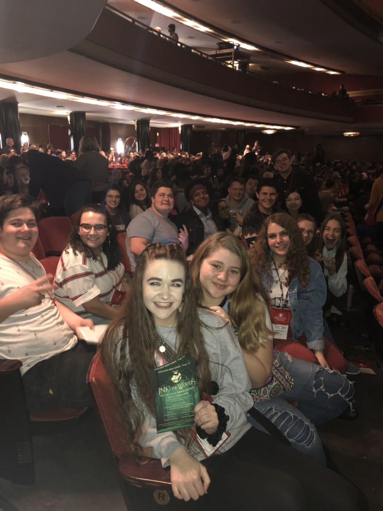 LSHSTheatre's tweet photo. First main stage of thescon 2019! #MSTcircus @MO_Thespians https://t.co/VNNZnDnNCM