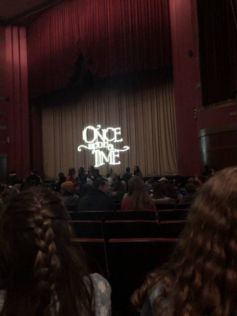 LSHSTheatre's tweet photo. First main stage of thescon 2019! #MSTcircus @MO_Thespians https://t.co/VNNZnDnNCM