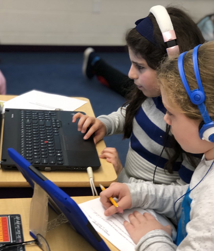 K_5_STEM_SAU57's tweet image. Fourth grade students @souleschool worked together to learn about @gotynker. Soon they will be ready to code their own games. #productivestruggle #codingforallkids @PLTWorg @SouleTeam1 @GinaTighe1