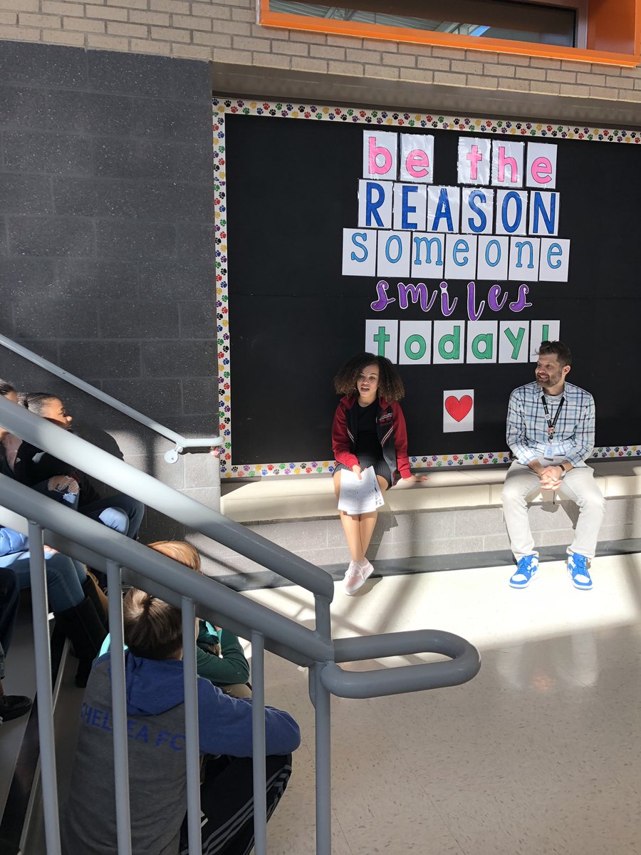 MsDiMeglio's tweet photo. Thank you @AshevilleMiddle Leaders for introducing our 5th graders to your beautiful school today!! #TheACSWay #Team616 #ExperienceDickson https://t.co/GPZOkQqV9H