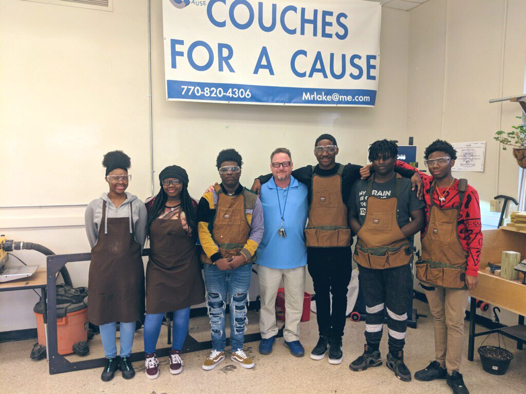 apsupdate's tweet photo. Interested in supporting a great cause? Stop by @AlonzoACrim1’s Couches for a Cause Silent Auction tonight from 5-7 p.m. to bid for a masterfully refurbished couch by our talented students! The funds raised will help provide academic scholarships and benefits families in need! https://t.co/owewt584y8