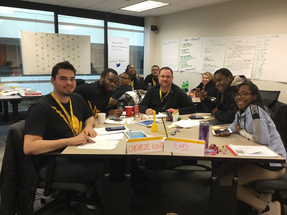 GinaLaflure's tweet photo. Building the Network #SprintFUNdamentals ⁦@MartyHayes11⁩ ⁦@A2ShawnLewis⁩ https://t.co/rY2wU65hIU