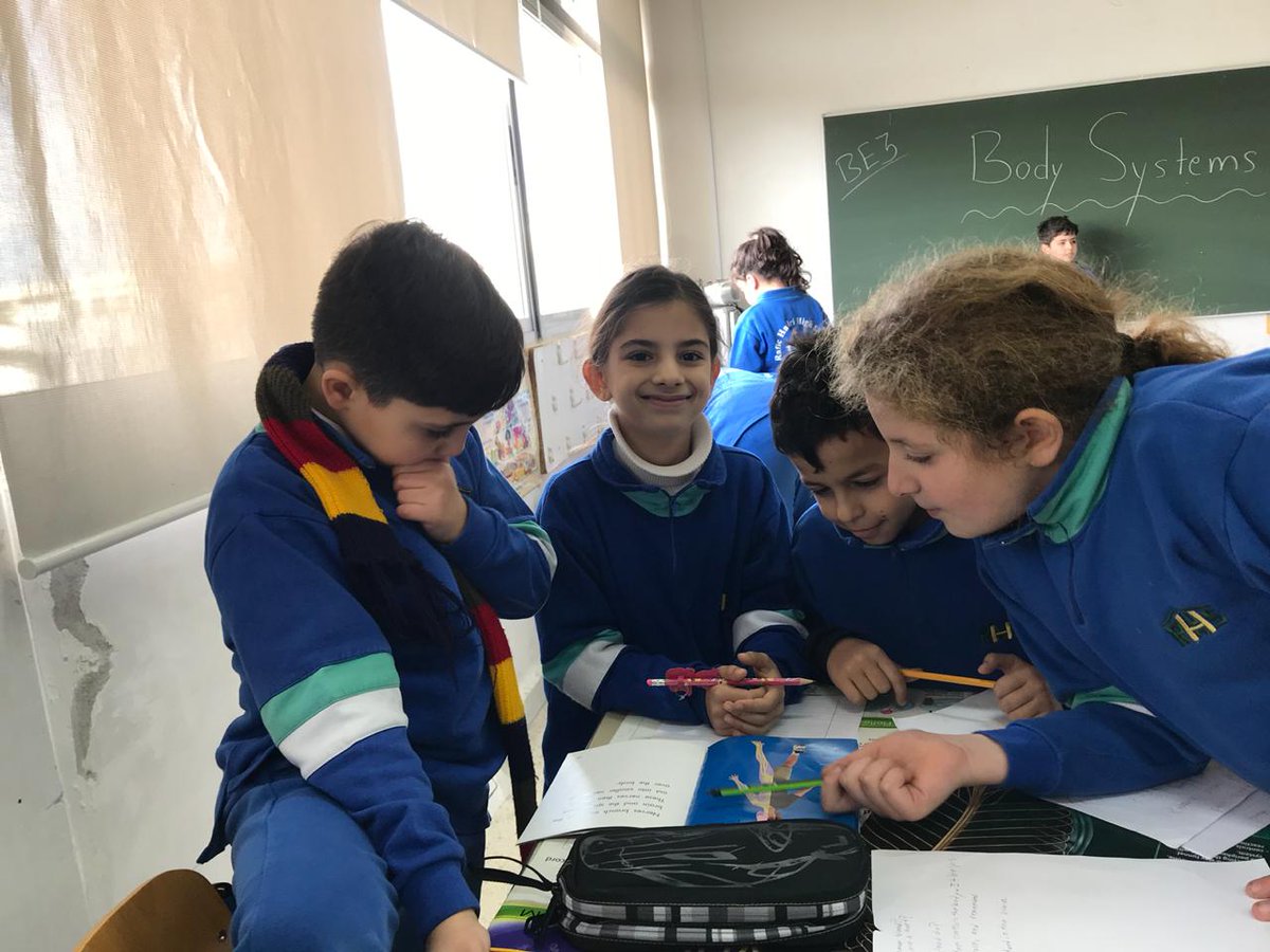 RHHS_Elementary's tweet photo. BE3C students busy applying their research skills to conduct researches about various body systems #science_lab #differentiated_groups https://t.co/f5seWgC2DD